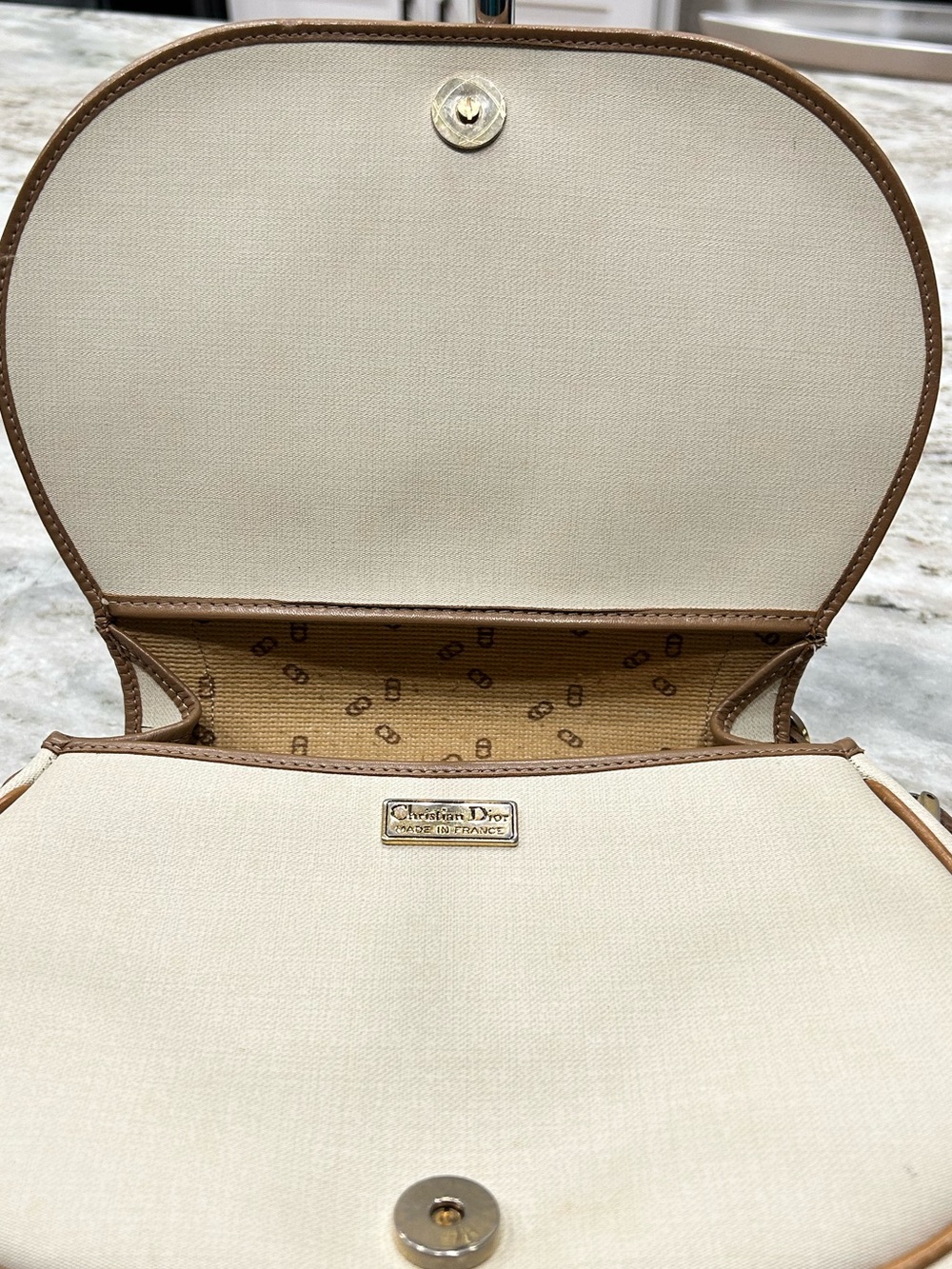 Christian Dior Cream and Brown Crossbody Saddle Bag - Picture 12 of 13